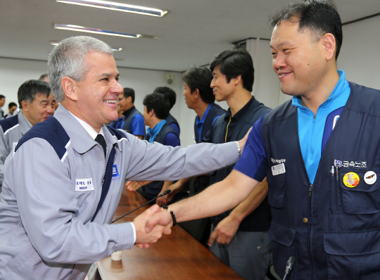 한국GM, 2013년 임금협상 조인식 열어