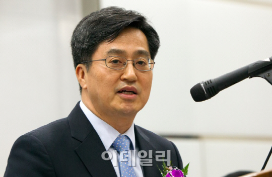 "자신이 진정으로 하고 싶은 일에 항상 깨어 있어야"