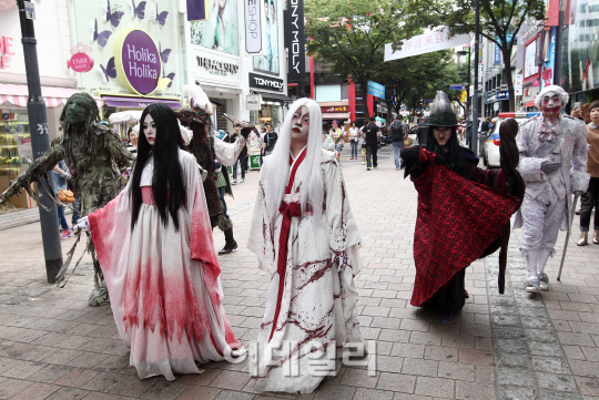 [포토]도심에서 즐기는 할로윈 축제