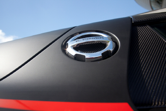  918 스파이더, 플러그인 하이브리드 스포츠카                                                                                                                                                       