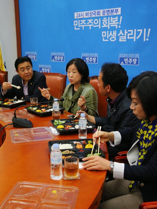 전병헌-심상정 '도시락 회동'…對與 공동공세 구축