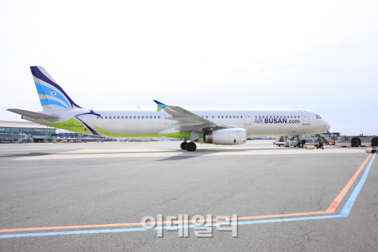 국내 저비용항공사, '몸집 불리기' 경쟁