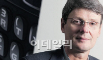 블랙베리, 매각 안한다..10억불 수혈-CEO·회장 교체