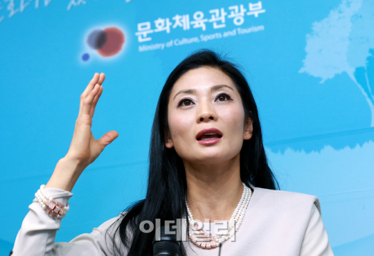 [포토]기자회견 하는 강수진 신임 예술감독