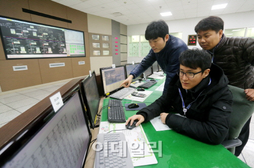 삼성전자, 내년 말까지 사무실 조명 LED로 전면 교체