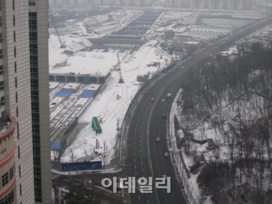 KTX수서역 "와르르 쏟아졌던 오피스텔..공급과잉 골치"