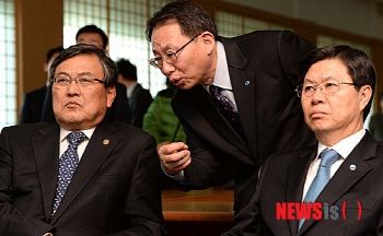 최문기 장관 "지상파 UHD실험에 주파수 준다"..의미는?