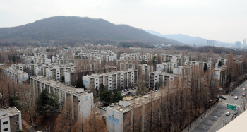 지방서 발뺀 외지 투자자‥ 서울 강남서 집 샀다