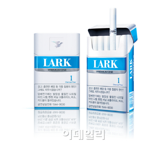 [포토]필립모리스는 국내 최초 1mg 담배인 ‘라크 프리미엄 원’ 리뉴얼.