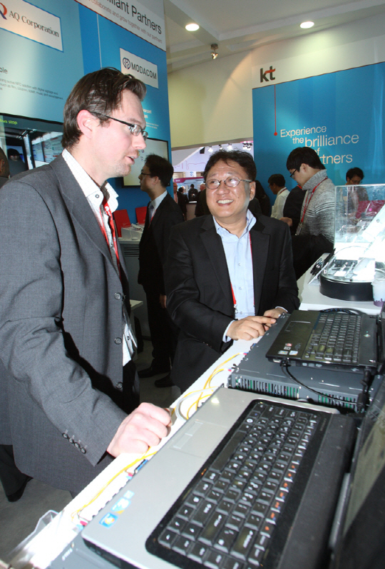 [MWC2014]KT, 9개 협력사와 공동 전시
