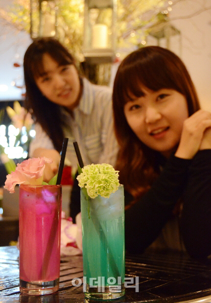 [포토]디큐브시티, 플라워레몬에이드-3