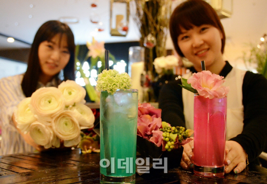 [포토]디큐브시티, 플라워레몬에이드-5