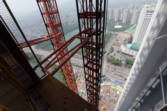  제2롯데월드에서 바라본 전경                                                                                                                                                                      