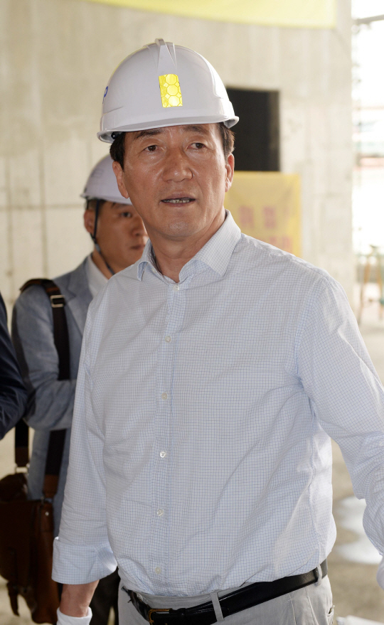[포토] 창동 민자역사 신축현장 방문한 정몽준 서울시장 후보