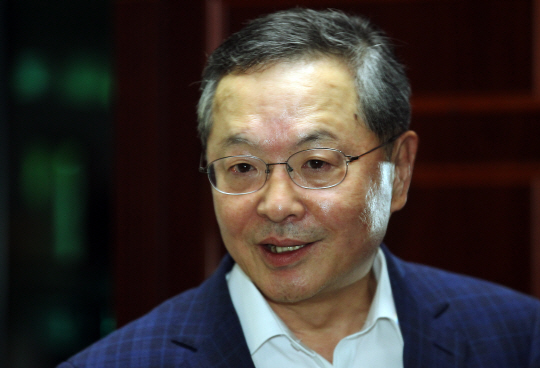 사퇴발표 입장하는 안대희                                                                                                                                                                         