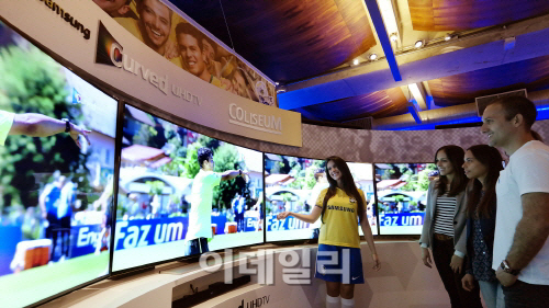 삼성전자, 브라질서 커브드 UHD TV 우수성 알린다