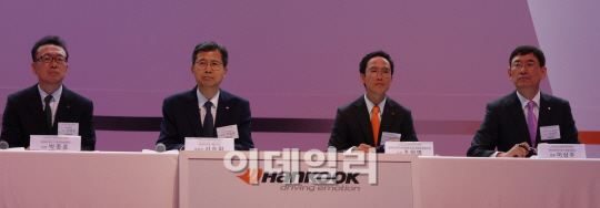 한국타이어 "국내 R&D인력 400명 늘린 1000명으로 확대"