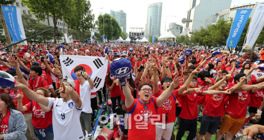 월드컵 응원전 전국이 '붉은 물결'