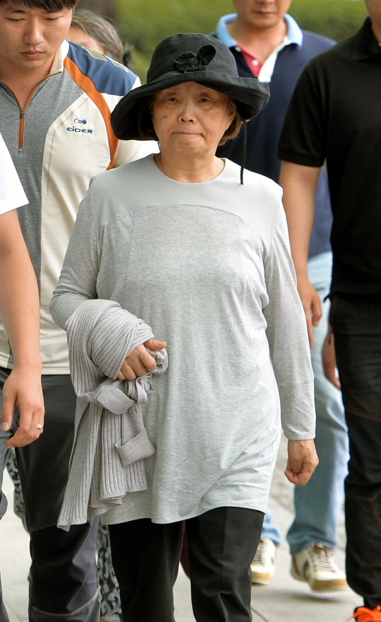 `체포` 유병언 부인 권윤자, 현금 1억원 들고 다니며..