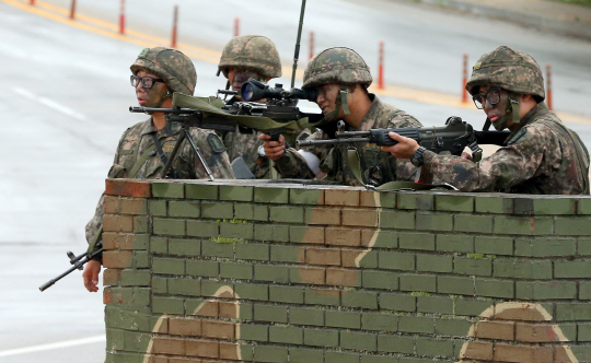 軍, 관심병사에 실탄지급·전방투입…안이한 병사관리가 화 불러