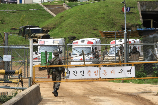  고성 명파초교 인근 총기 난사 지점 병력 투입                                                                                                                                                      