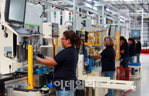 LG이노텍, 멕시코 차량 전장부품공장 준공