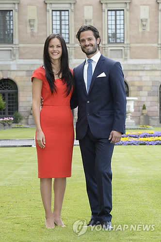 스웨덴 왕자, 전직 모델 겸 방송인과 약혼