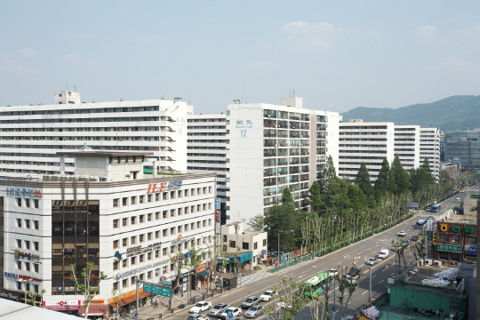 '찬밥 신세' 재건축 아파트 조합원 입주권