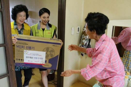 티브로드, 대구 독거노인에 선풍기 365대 기증