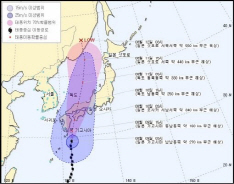 태풍 할롱 영향권에 든 일본 비상사태, 13호 제너비브까지