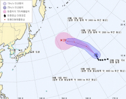 태풍 할롱 및 13호 태풍 경로에 일본기상청 "대책 강구"