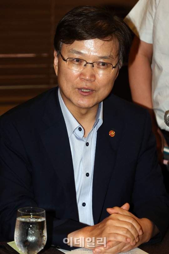 [포토]인사말 하는 최양희 장관