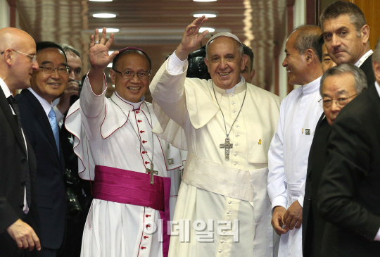 [포토]출국하는 프란치스코 교황