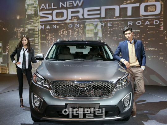 [포토]올 뉴 쏘렌토 '친환경 엔진으로 돌아왔다'