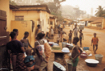 에볼라 바이러스 돌연변이 가능성 대두...전염력↑ '공포 확산'