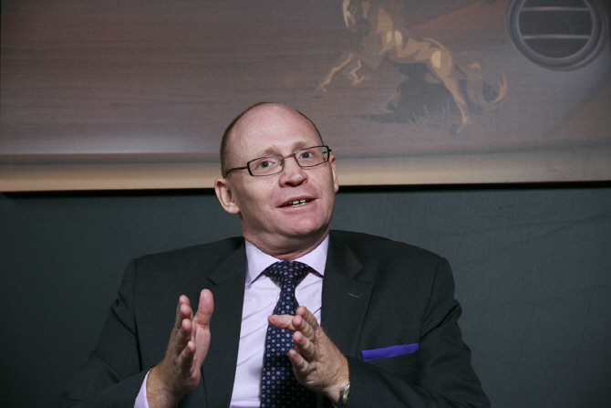 롤스로이스 "한국, 초(超)부유층 젊어지고 있다"