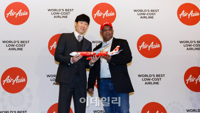 에어아시아, 박지성 홍보대사로 임명..항공료 '0원' 이벤트