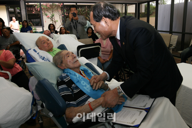 [포토]박승춘 국가보훈처장, 푸에르토리코 보훈병원 위문