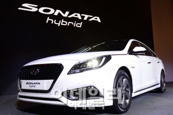 환경부, LF소나타 등 구매시 하이브리드 보조금 100만원 지원