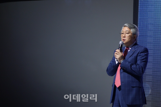 박동훈 르노삼성 부사장 "SM5 노바, 택시시장 선풍적 인기 기대"