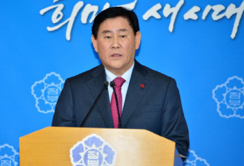 票心 눈치만 보는 여당…정무감각 떨어지는 정부(종합)