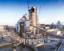 홀심·라파즈 8兆 자산매각‥44兆 시멘트공룡 탄생 초읽기