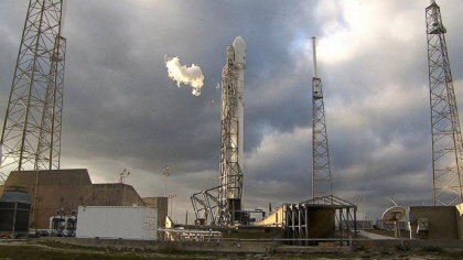 머스크 소유 스페이스X 로켓 `펠콘9`, 나흘만에 발사 성공