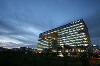 엔씨소프트, 넷마블 지분 9.8% 인수..모바일 강화?