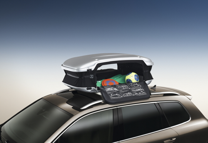 폭스바겐코리아 "투아렉 루프박스 반값"