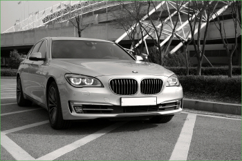 [데스크 시승기]펀 드라이빙으로 무장한 BMW 플래그십 740d xDrive