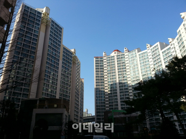 '집값 된 전세'…매매로 돌아서는 세입자들