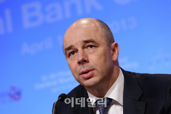 `투기등급 추락` 러시아 "해외시장서 채권 발행 안해"