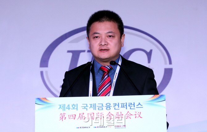 [IFC 2015 상하이]환영사하는 푸유에 중국경제망 부총경리