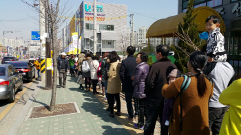 실수요 '꿈틀' 재건축은 '조용'…돈 풀린 부동산시장 "온도차 뚜렷"